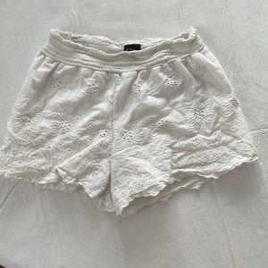 Art class lace shorts